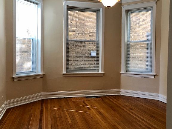 4th image of 5835 N Magnolia Ave #1