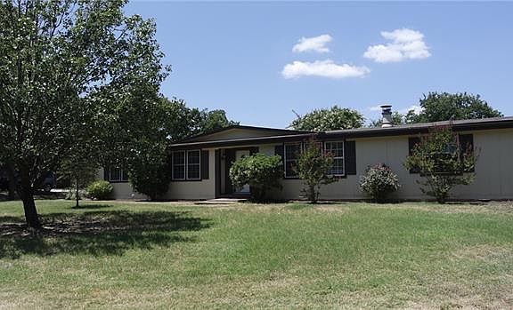 2nd image of 912 Shady Bend Dr
