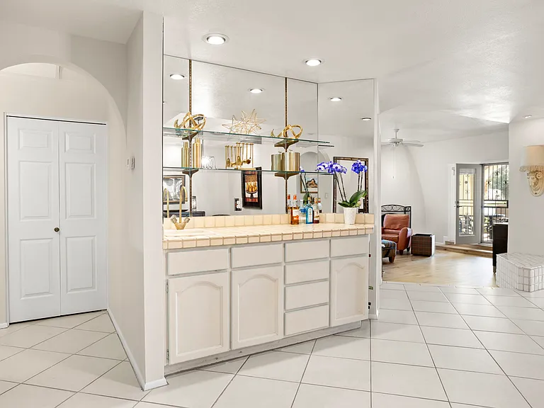 5200 S Lakeshore Dr #128 — Photo 46