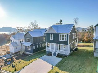 402 Whistling Straits Way, Guntersville, AL 35976
