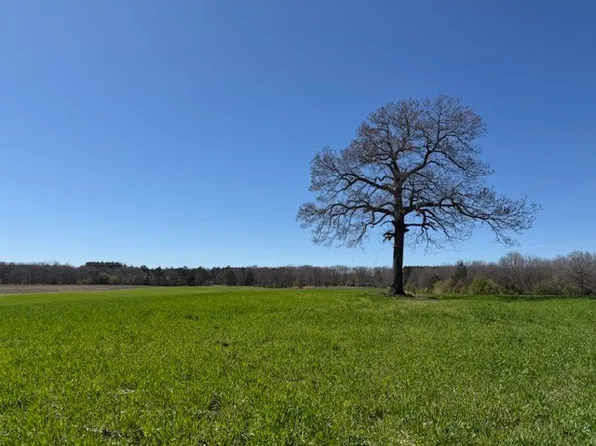 1 Ut Farm Rd, Tullahoma, TN 37388