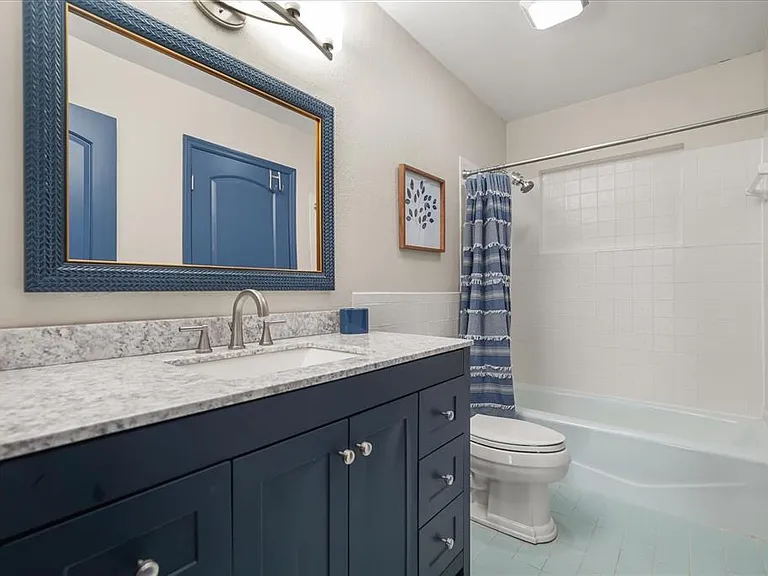 9118 Edgewater Dr — Photo 23