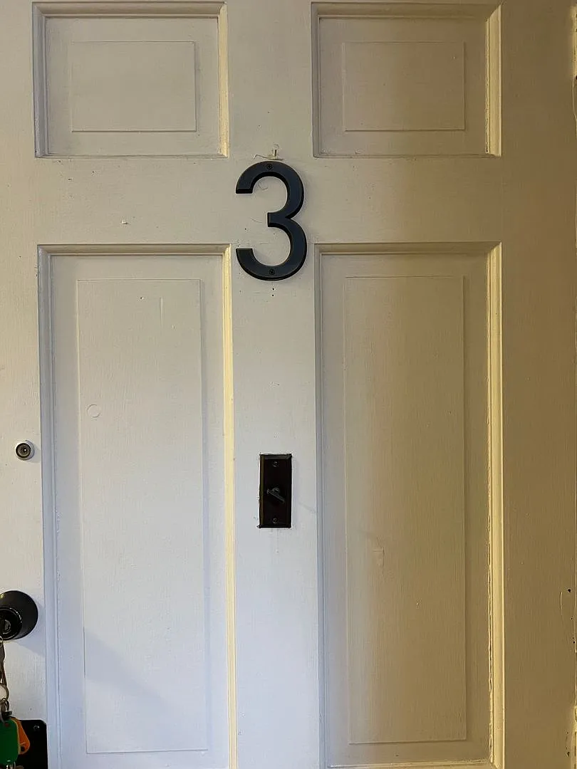 102 S Hanover St — Photo 2