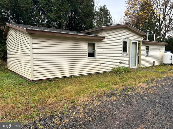 9524 Old Easton Rd, Ferndale, PA 18921