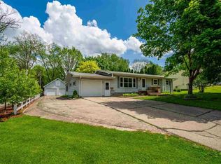 600 Madison Ave, Omro, WI 54963