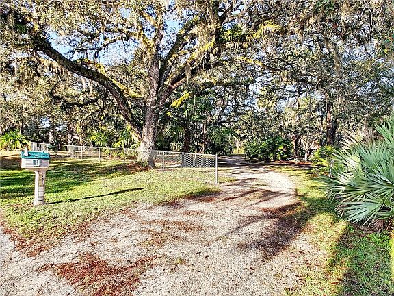 2nd image of 3744 Lake Drawdy Dr