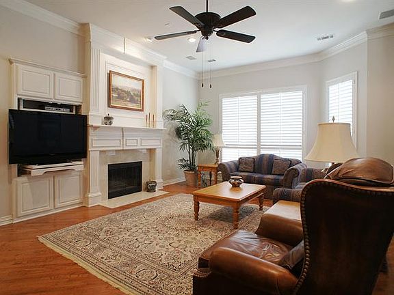 5th image of 905 Canterbury Ct