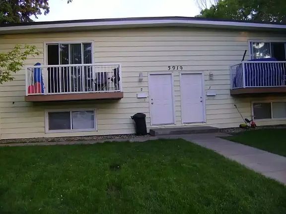 3rd image of 3919 45th St #3