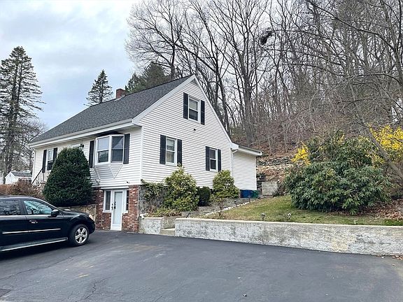 3rd image of 2 Mooney Rd