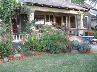 2902 S Hobart Blvd, Los Angeles, CA 90018