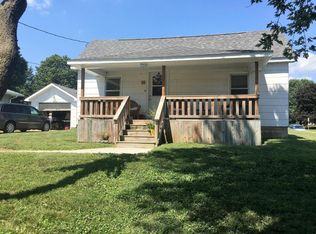 719 E College St, Marshall, MO 65340