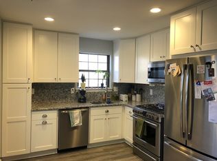 298 Gloucester Ct, Aberdeen, NJ 07747