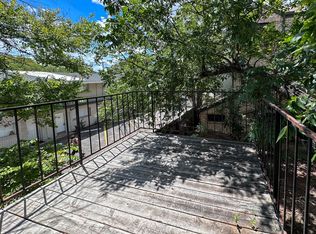 1011 W 23rd St #204 - Rosewood, Austin, TX 78705