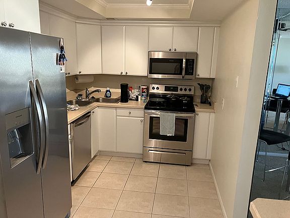 2nd image of 800 S Gulfview Blvd APT 901