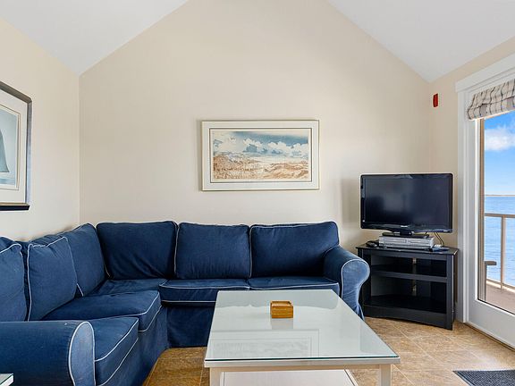 3rd image of 496 Shore Rd #16