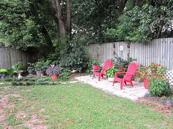 2nd image of 2831 Misty Garden Cir