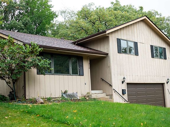 2nd image of 315 Morningside Dr