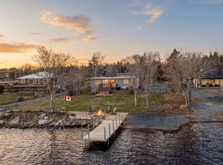 1744 Crowell Rd, Halifax, NS B2Z 1N7