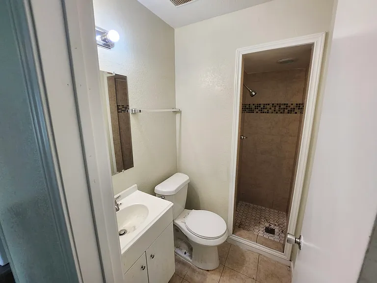 120 Glenhaven Dr — Photo 14