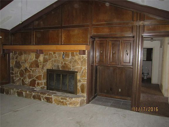 4th image of 207 S Casa Grande Cir