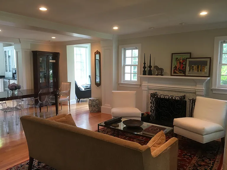 8415 Lynbrook Dr — Photo 2