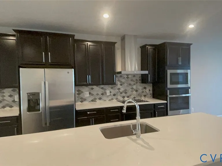 4623 Wistar Creek Dr #B — Photo 2