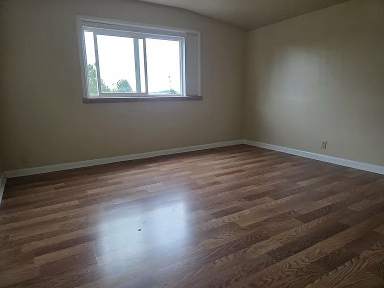 1527 S Snoqualmie St — Photo 4
