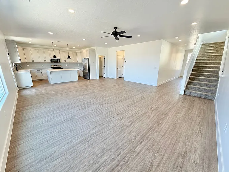 4129 E El Capitan Way St — Photo 6