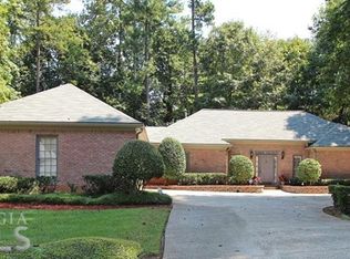 4401 Dunmore Rd NE, Marietta, GA 30068