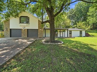 2228 E Huntington St, Ozark, MO 65721