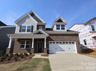 12121 Avienmore Dr, Charlotte, NC 28278