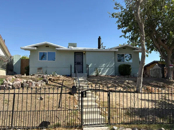 3213 Bucknell St, Bakersfield, CA 93305