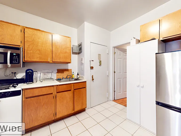 91 Clinton St #6 — Photo 3
