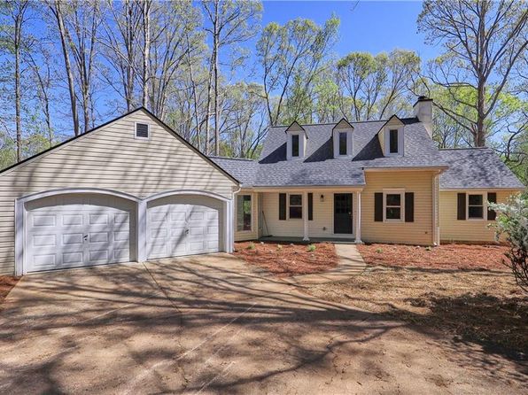 3004 Big Tree Rd, Gainesville, GA 30501