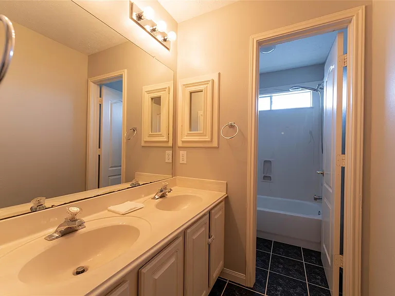 311 Saunter Dr — Photo 9