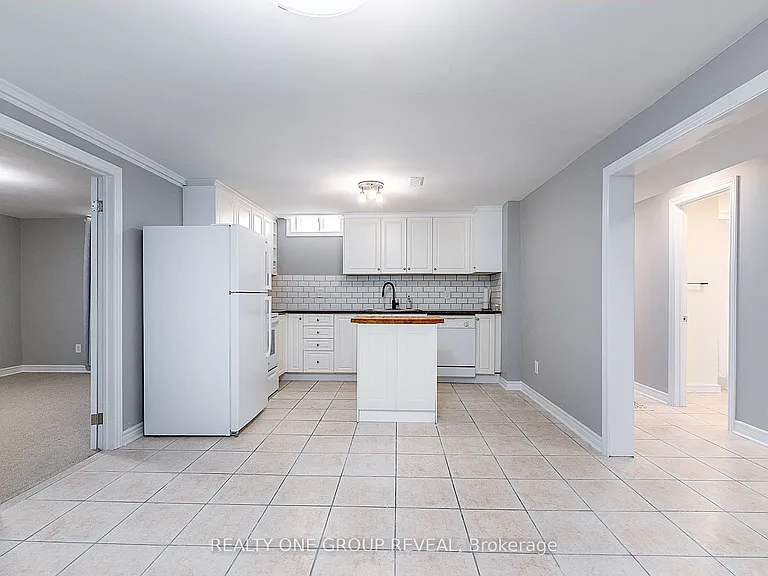 48 Patrick Dr — Photo 14