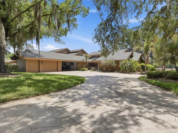 29922 Baywood Ln, Zephyrhills, FL 33543