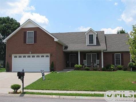 1st image of 938 Willow Cir