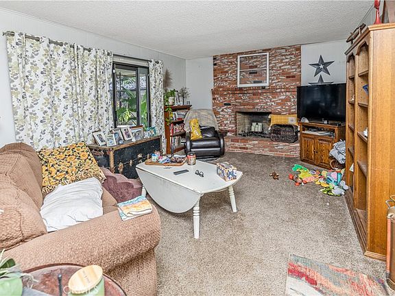 3rd image of 3552 Wathen Ct