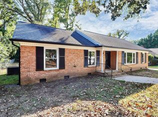 3216 Archdale Dr, Charlotte, NC 28210