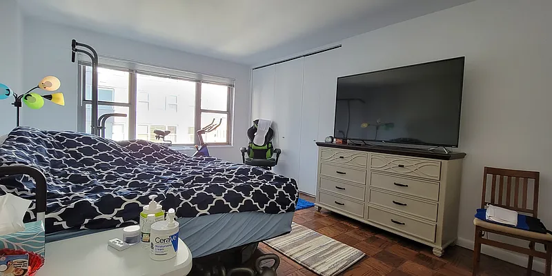 Rented by Weichert Manhattan Midtown | media 11