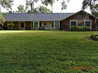 811 Arrowhead Ln, Brandon, FL 33511