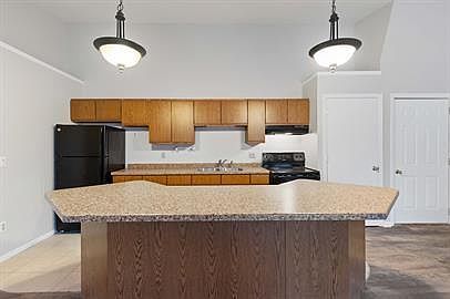 1st image of 825 Wisconsin St #15800236