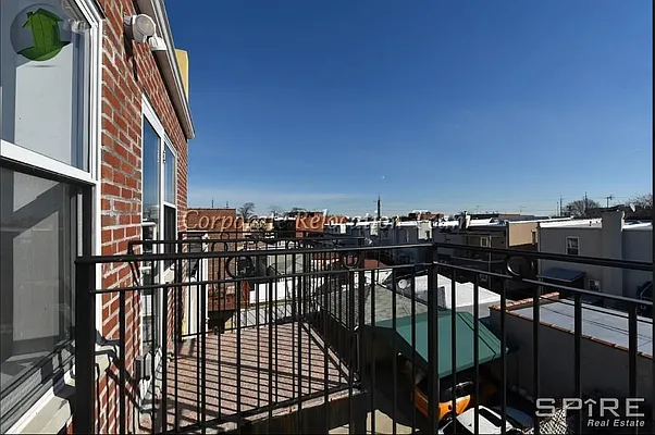 Rented by Spire Group | media 26