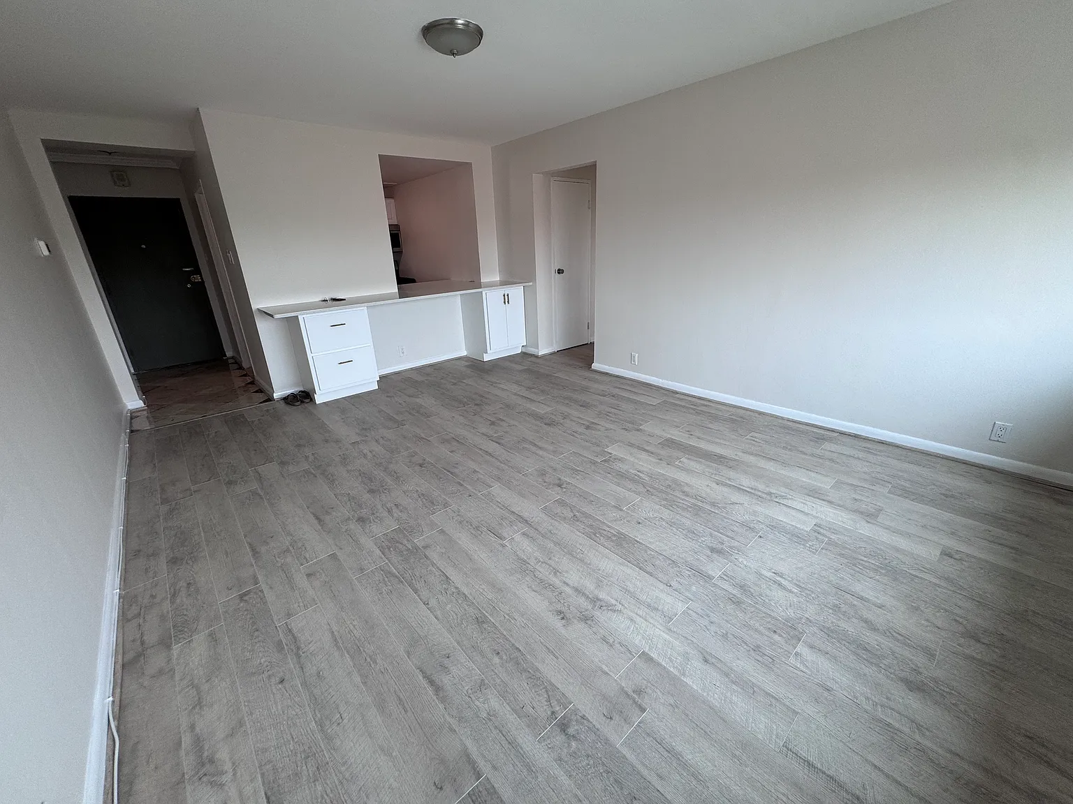 1 bed, 667 sqft, $2,200 — Photo 4
