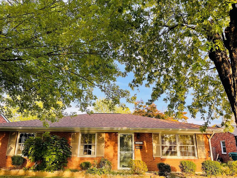 1st image of 2621 Dartmouth Dr