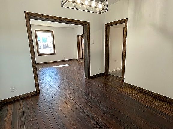 4th image of 508 Hawthorne Ave