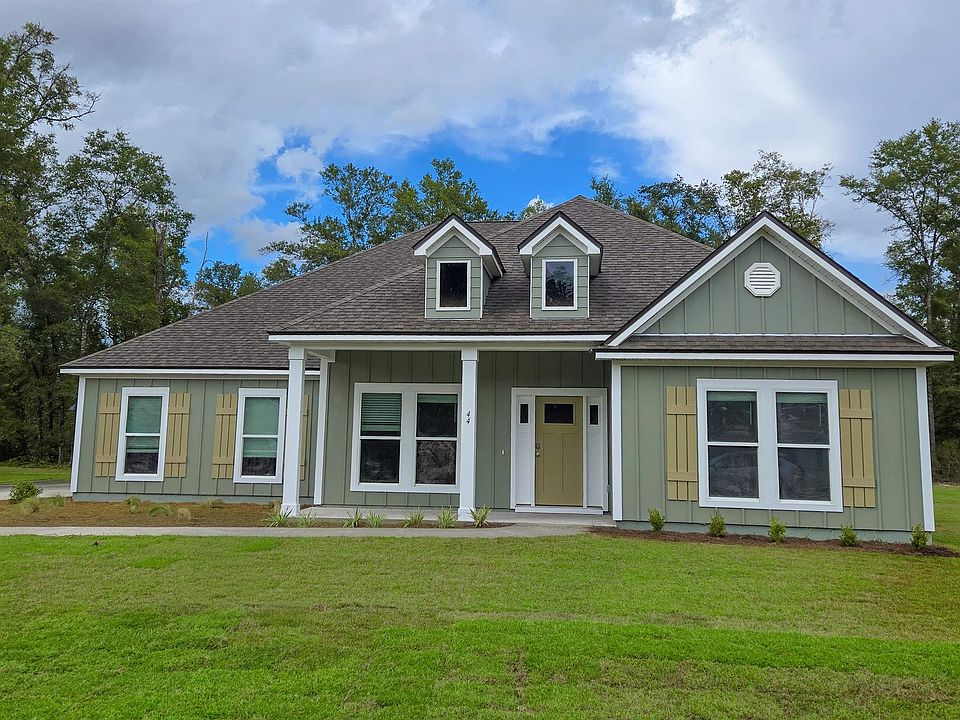 1st image of 44 Bedford Loop