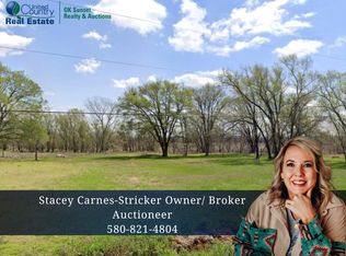 214 S 3rd St, Sayre, OK 73662