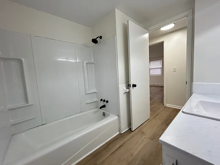 225 Sippo Ave NW #225 — Photo 7